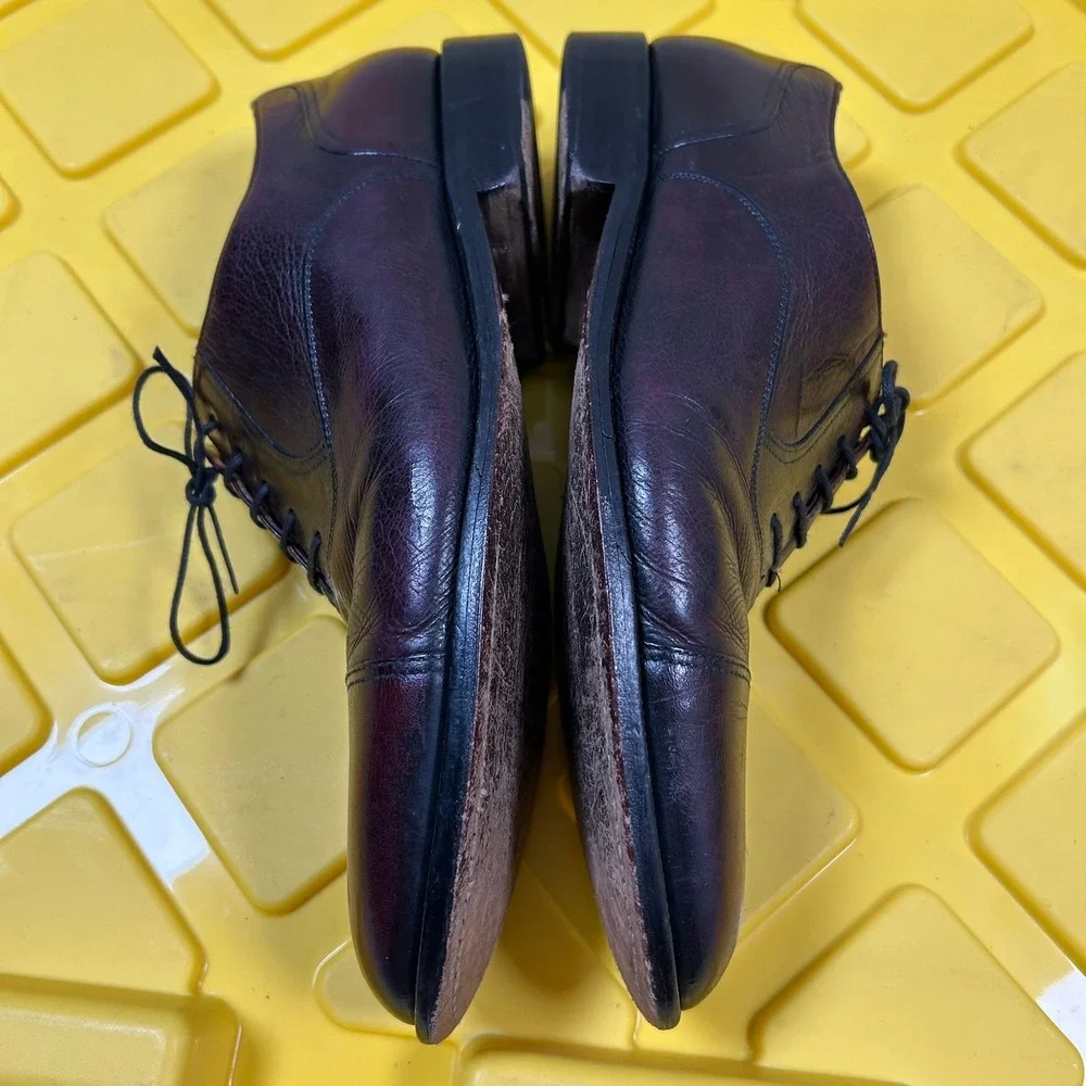 Magnanni Oxford Shoes 9 D Burgundy Pebbled Leather Cap Toe 5509 Made in Spain